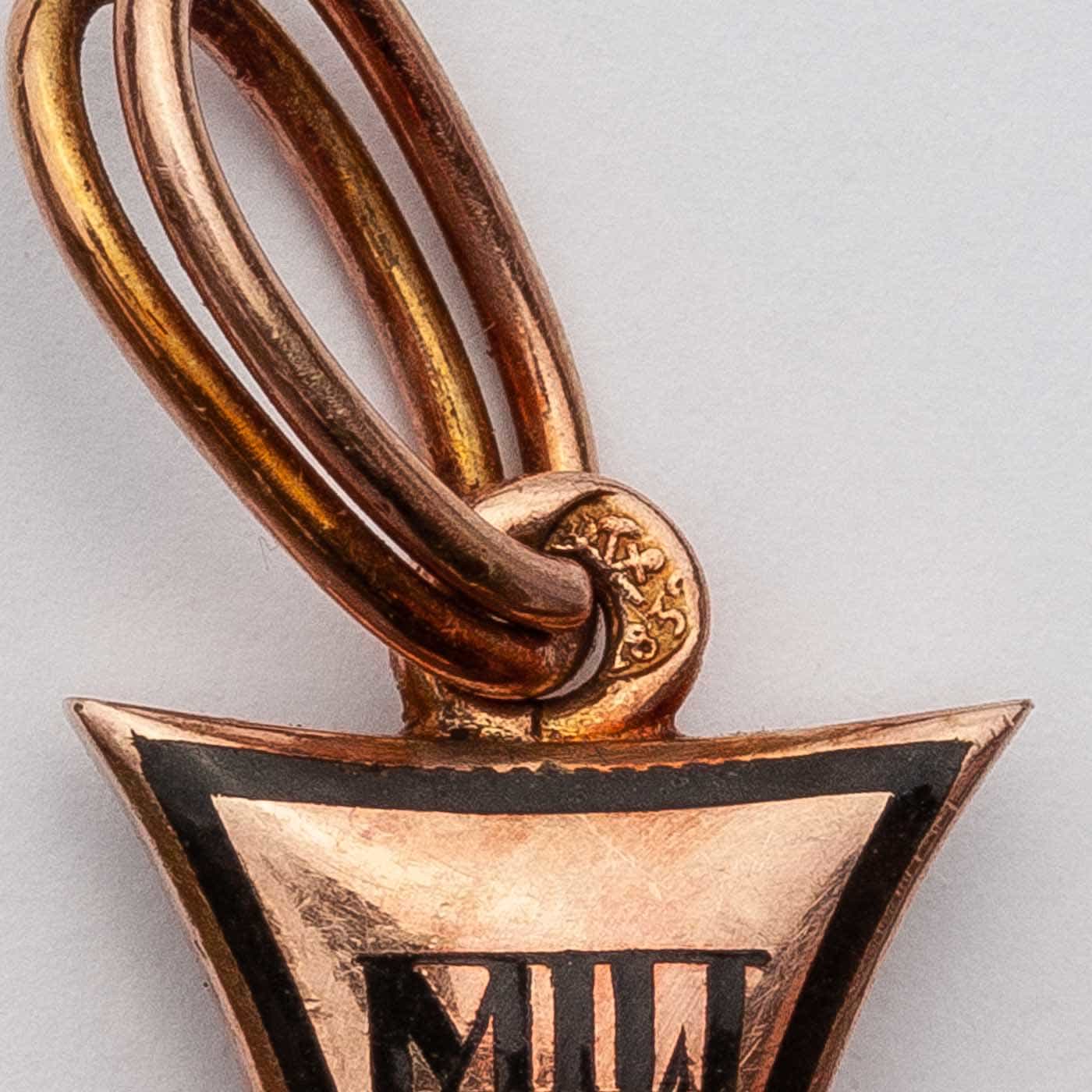 Подделка ордена  Virtuti Militari.jpg