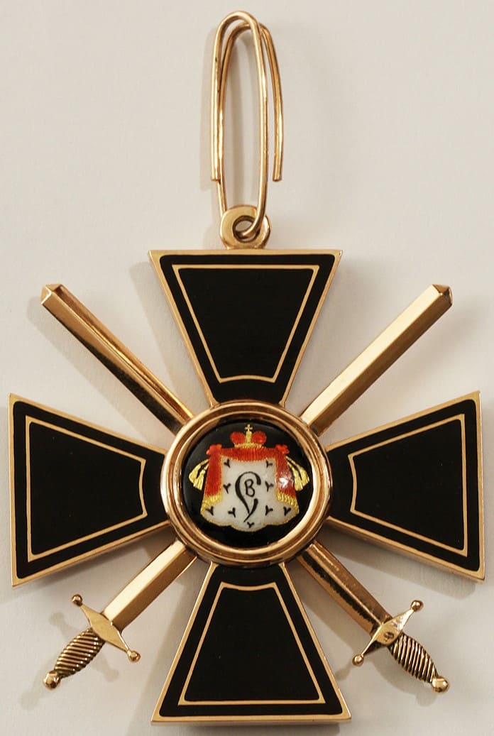 Поддельный орден Святого Владимира чёрной эмали.jpg