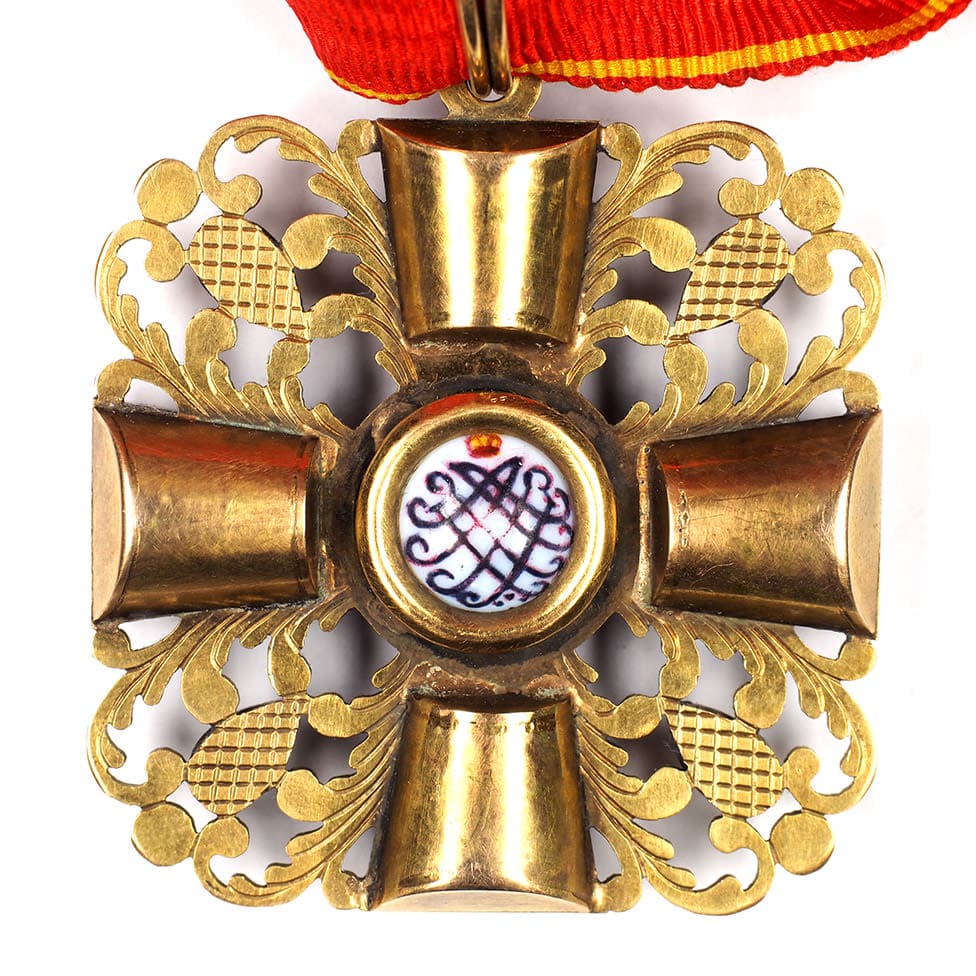 Поддельный  орден Святой Анны павловского типа.jpg
