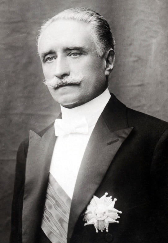 Portrait_officiel_P._Deschanel.jpg