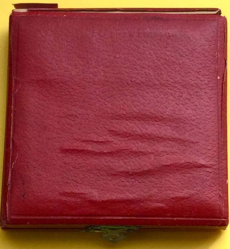 Prince Chichibu Marriage Commemorative Medal  from the Ministry of Finance.jpg