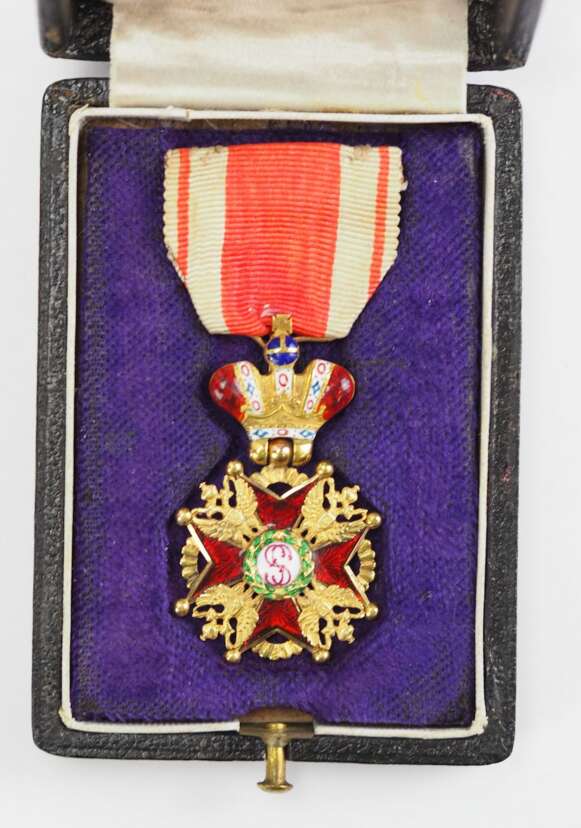 Prinzen Size  Order of Saint Stanislaus with Imperial Crown made by  Fayolle, Paris.jpg