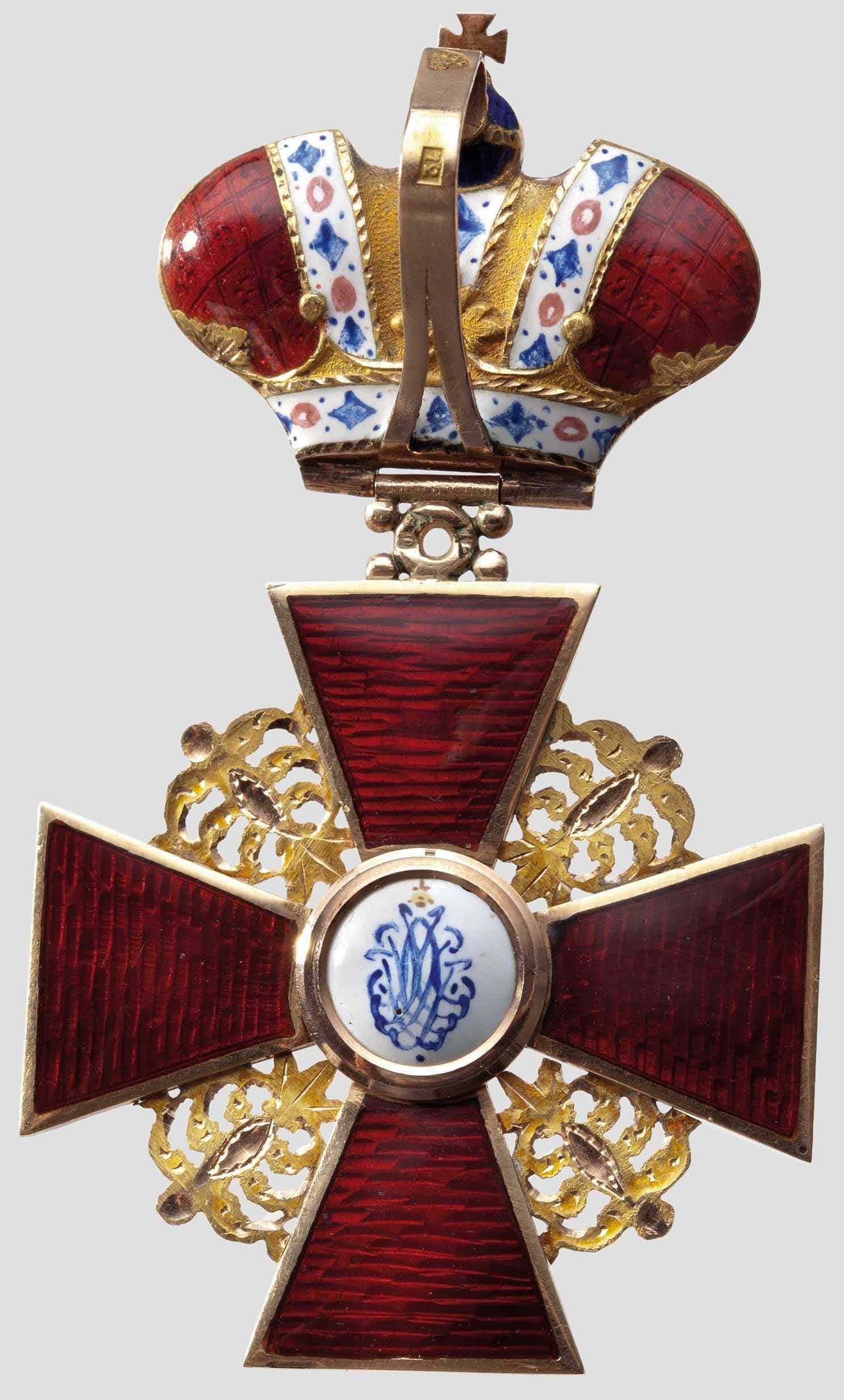 Privately-commissioned  2nd class Order of Saint  Anna with Imperial Crown.jpg