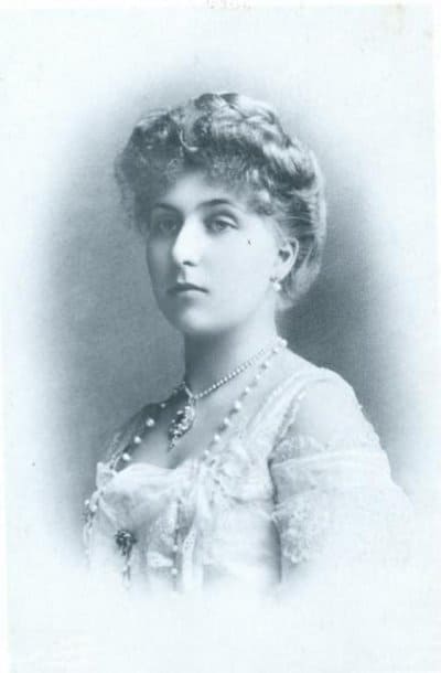 Queen of Spain Victoria Eugenie.jpg