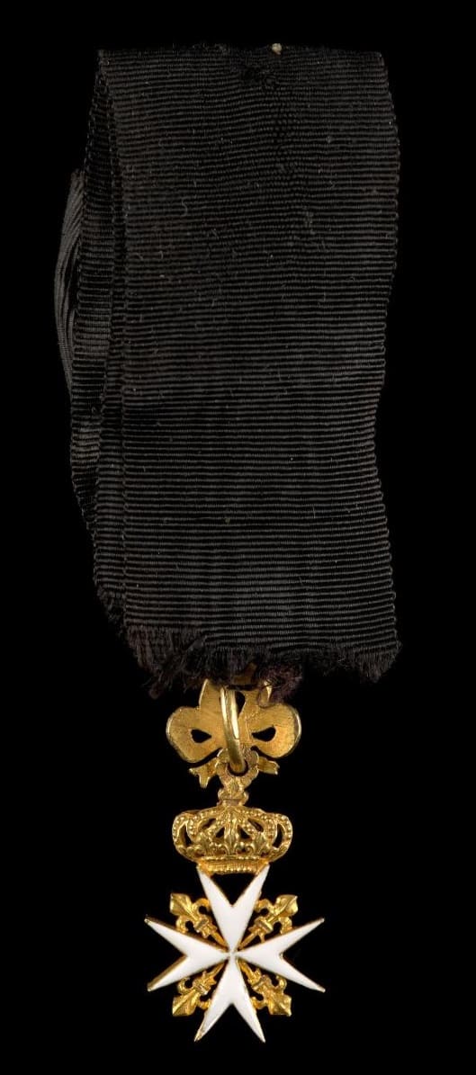 Reduced Cross  of the Order of St. John.jpg