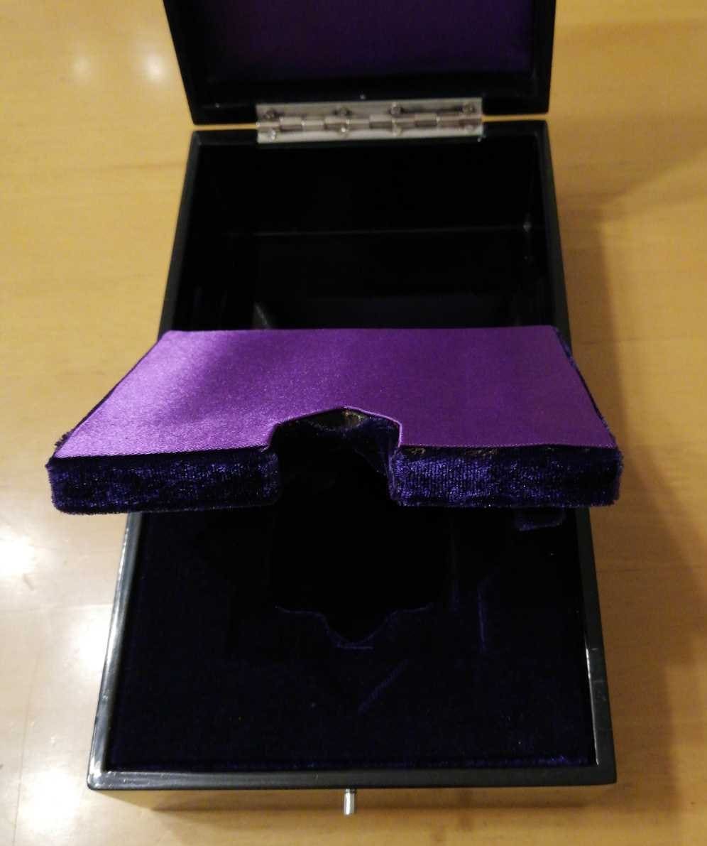 Replica of  Golden Kite  Order  Case.jpg