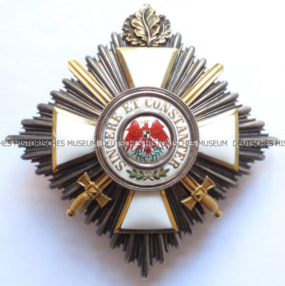 Roter Adler-Orden 2. Klasse, Bruststern mit Eichenlaub und Schwertern.jpg