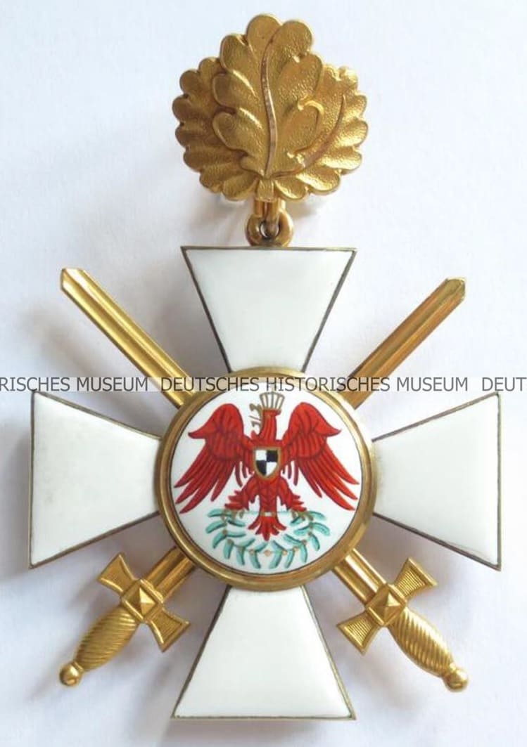 Roter Adler-Orden 2. Klasse mit Eichenlaub und Schwertern.jpg