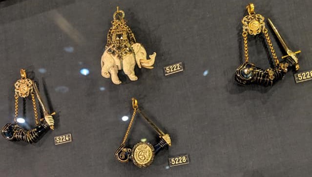 Royal Danish Collection (Rosenborg Castle).jpg