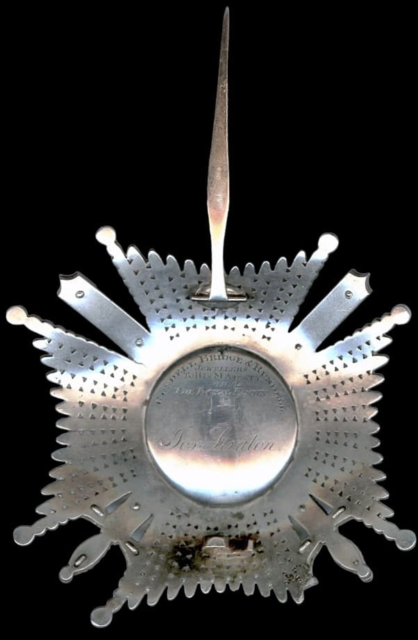 Royal Guelphic  Order breast star.jpg