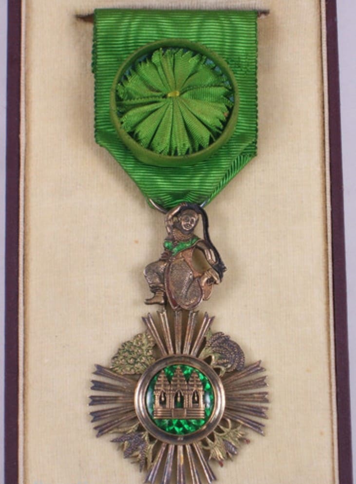 Royal Order of Sowathara 4th class made by Chobillion.jpg