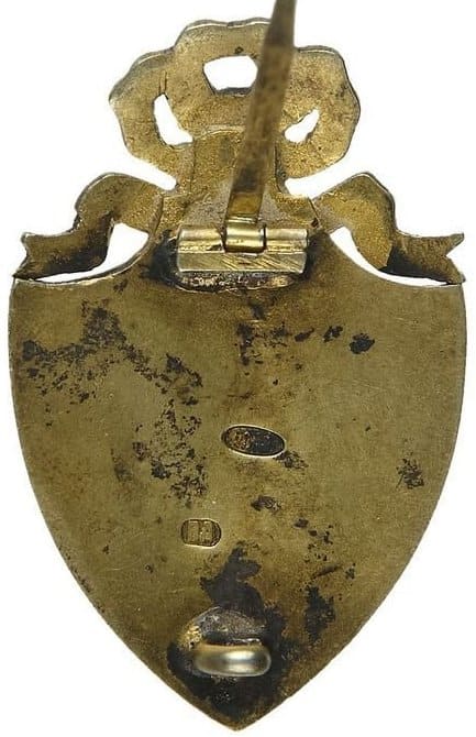 Russian Red Cross Society  Provisional Government Badge made made by Eduard.jpg
