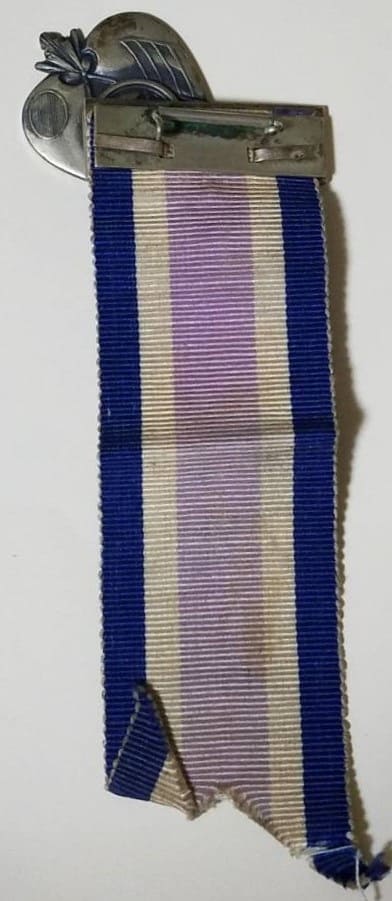 s704603800.6.jpg