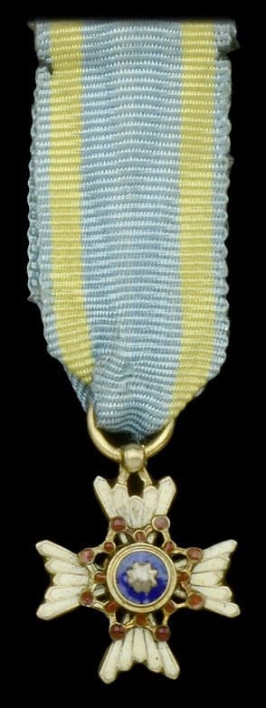 Sacred Treasure order miniature.jpg