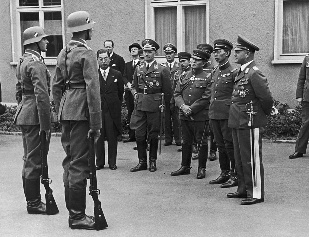 Sacred Treasure order of General Field Marshal Erhard Milch.jpg