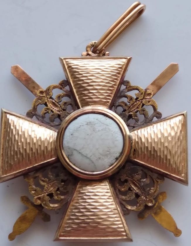 Saint Anna order with  swords marked NP.jpg