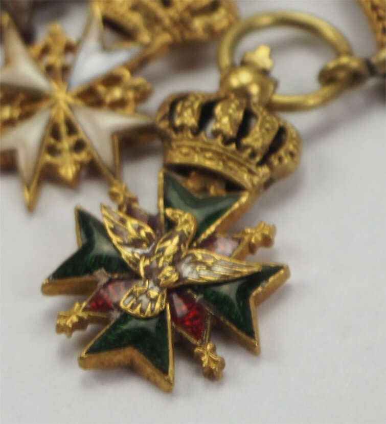 Salty nine  place European-made chain of miniatures.jpg