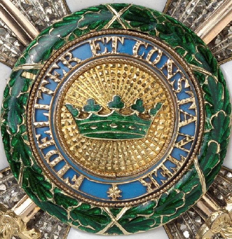 Saxe-Ernestine House Order Sachsen- Ernestinischer Hausorden combined with the Order of the Garter.jpg