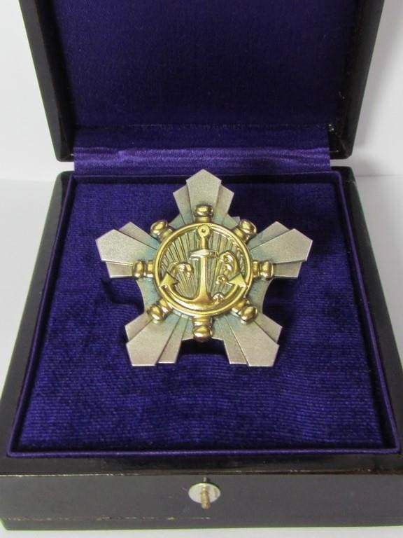 Seaman's  Diligence Badge type 1943 from the Ministry of Communications.jpg