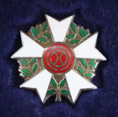 Seibu Railway Company Merit Badge.jpg