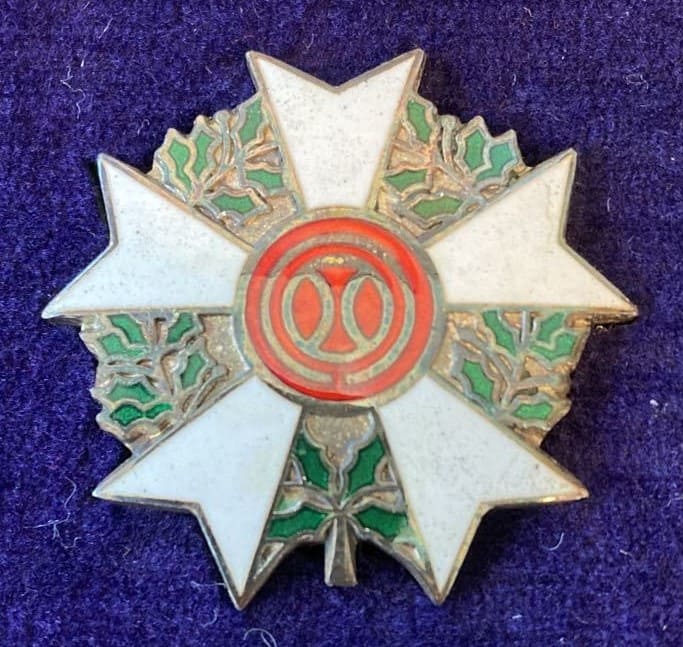 Seibu Railway  Company Merit Badge.jpg