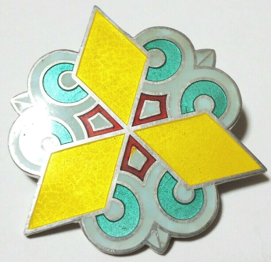 Shipyards of Mitsubishi Heavy Industries Long-service Badges.jpg