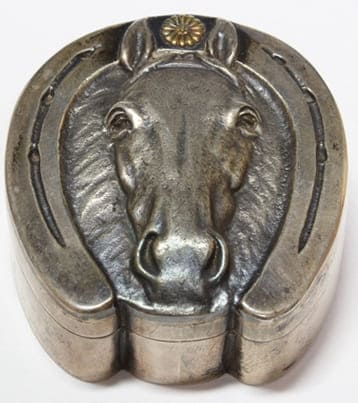 Silver box made by Taishodo.jpg