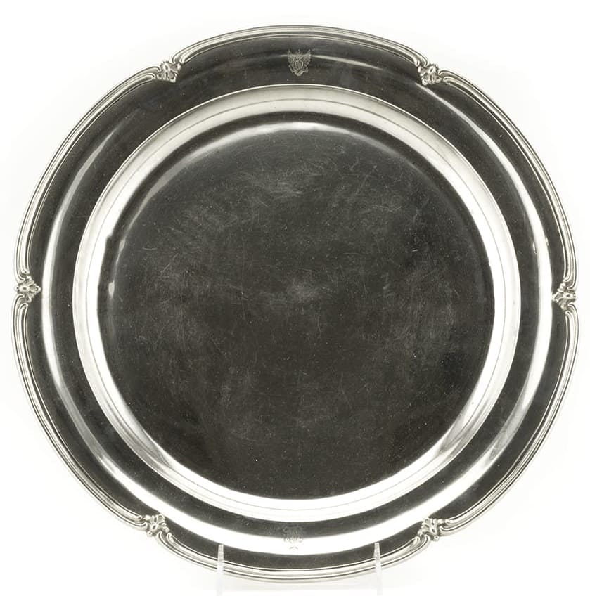 Silver platter from the dowry service of Grand Duchess Olga Nikolaevna Romanova.jpg