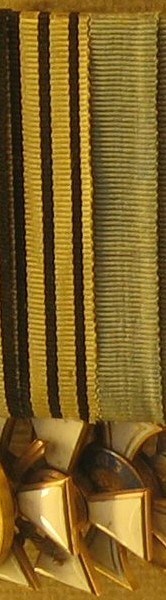 St.George order of Wilhelm I inside the medal bar.jpg