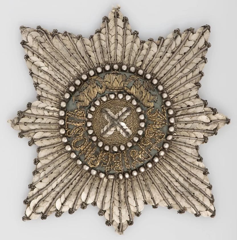 Star of the Order of St. Andrew the First-Called (sewn).jpg