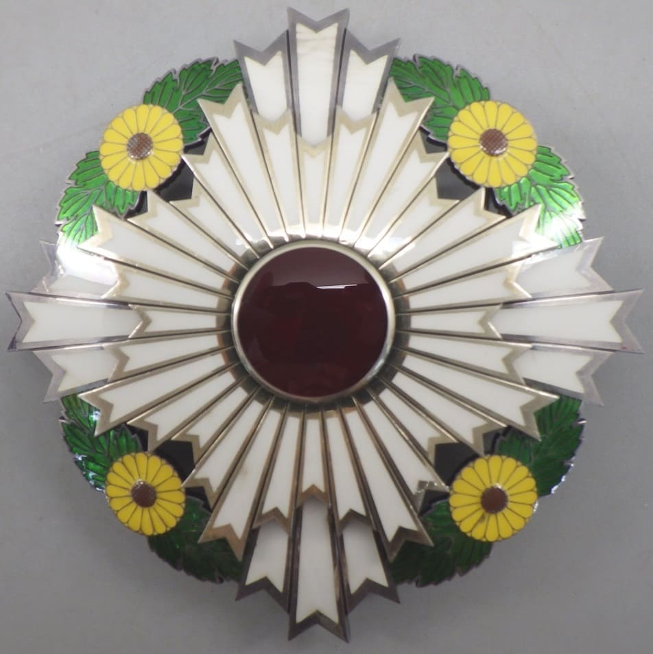 Supreme Order of _the Chrysanthemum.jpg