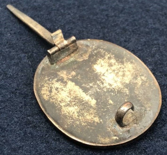 Taisho  Emperor  Funeral Attendant’s Badge.jpg