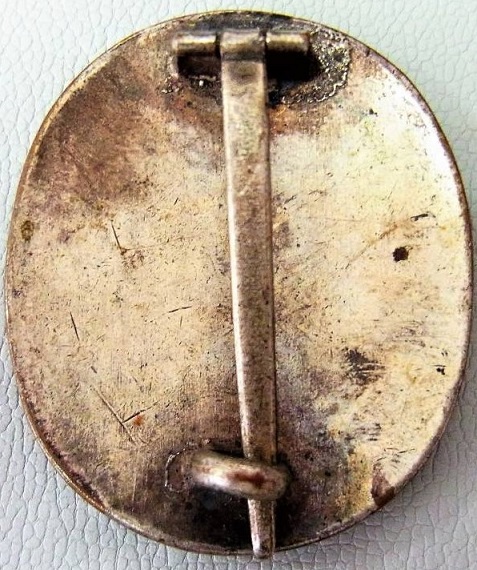 Taisho Funeral Attendant’s Badge ..jpg