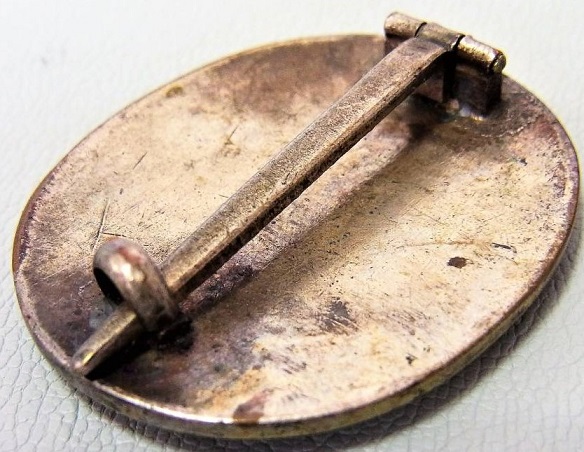 Taisho Funeral Attendant’s Badge..jpg