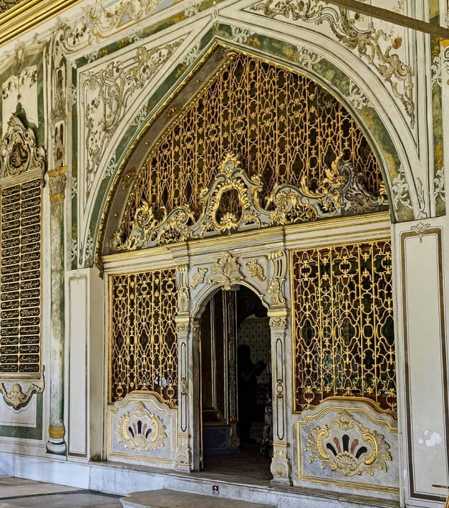 Topkapi Palace.jpg