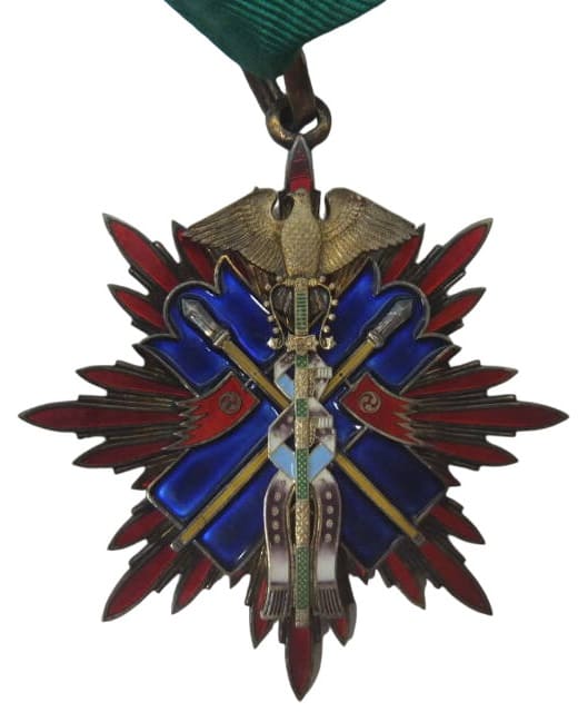 Type 1932 3rd class Golden Kite order.jpg