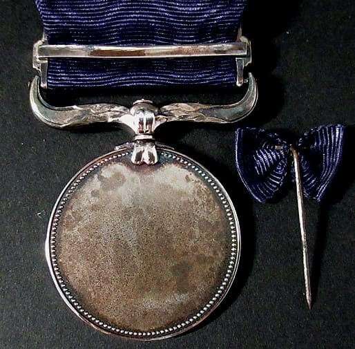 Urushi Awarding Set of Sake Cups   with Silver Paulownias.jpg
