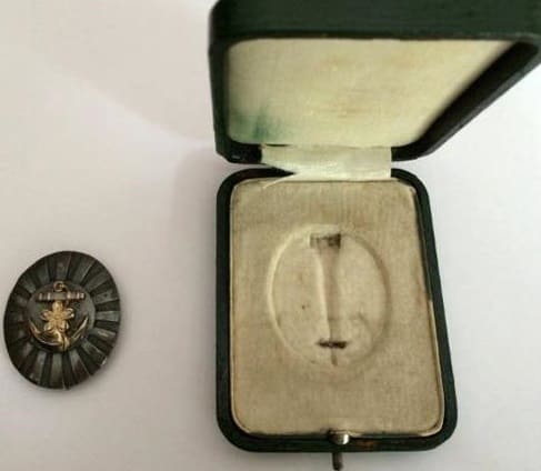 Vice Admiral Kobayashi Seizaburō badge.jpg
