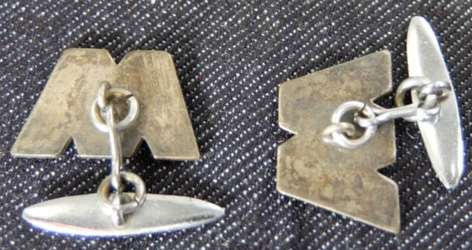 Waseda university  cufflinks.jpg