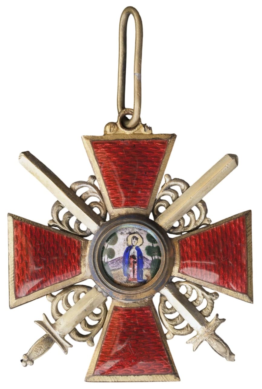 Знак Ордена Св. Анны 2-й степени с мечами фирма Эдуард бронза.jpg