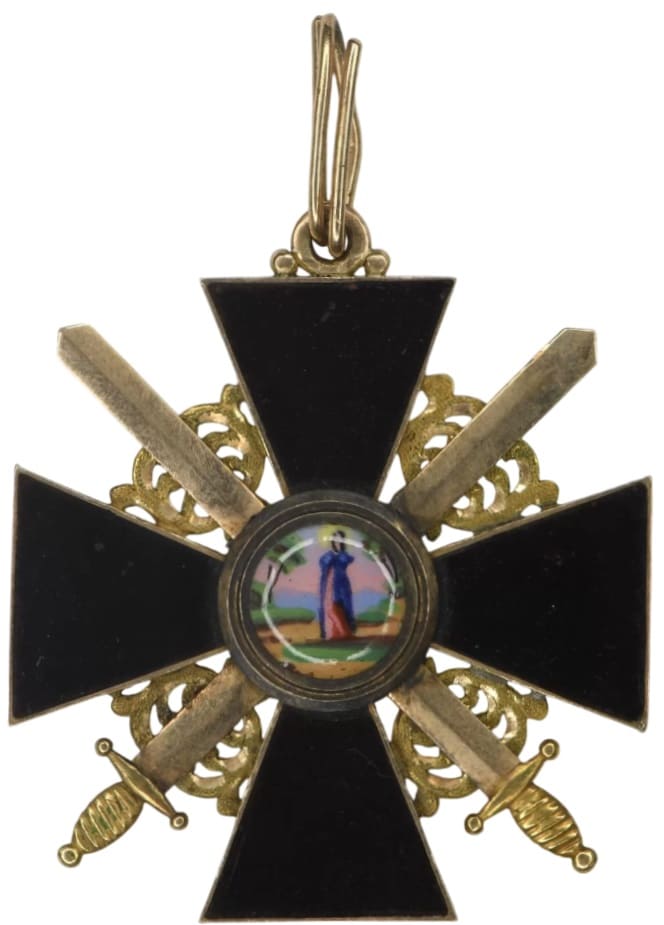 Знак ордена Св. Анны III степени темной эмали  с мечами.jpg