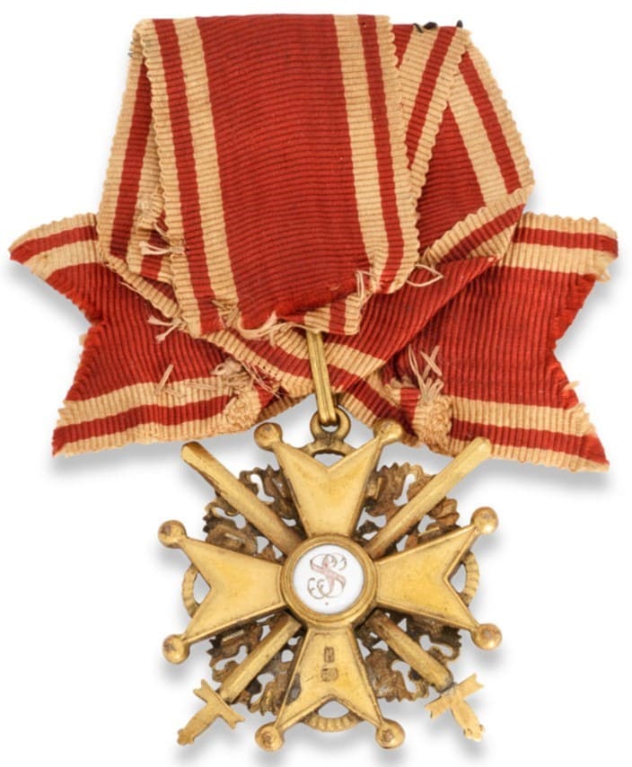 Знак Ордена Св. Станислава 3-й степени с  мечами Фирма Д. Осипова.jpg