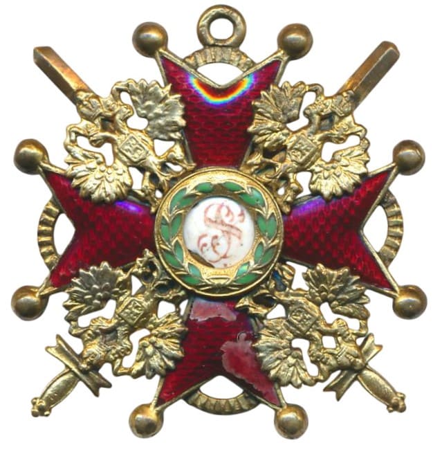 Знак Ордена Св. Станислава 3-й степени с мечами Фирма Д. Осипова.jpg