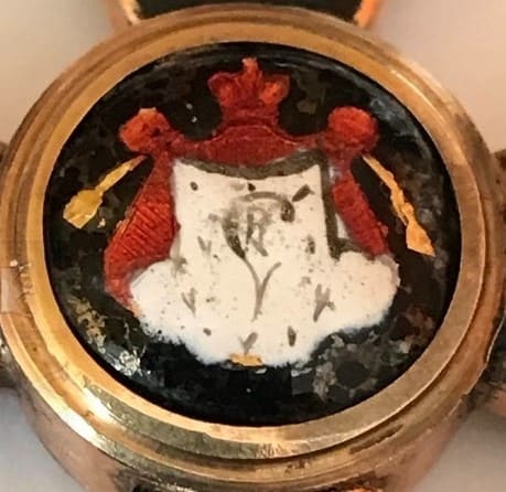Знак ордена Св. Владимира 4-й степени с  мечами.jpg