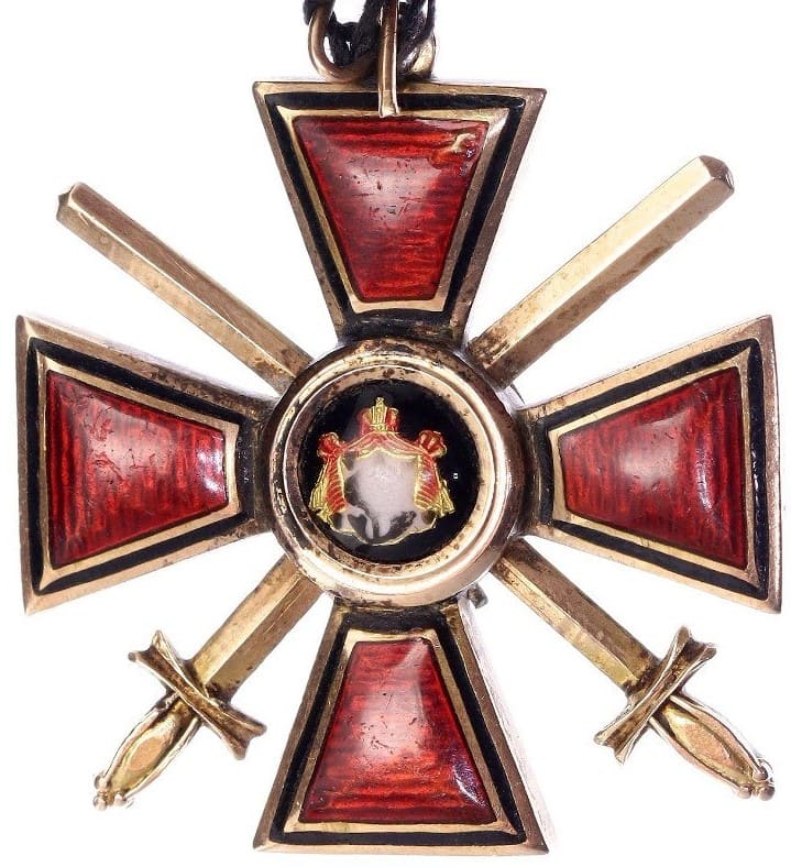 Знак ордена Св. Владимира 4 степени с мечами ВД.jpg