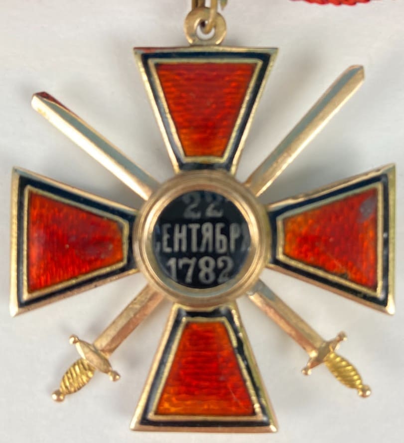 Знак ордена Святого равноапостольного князя Владимира 4-й  степени с мечами ИК.jpg