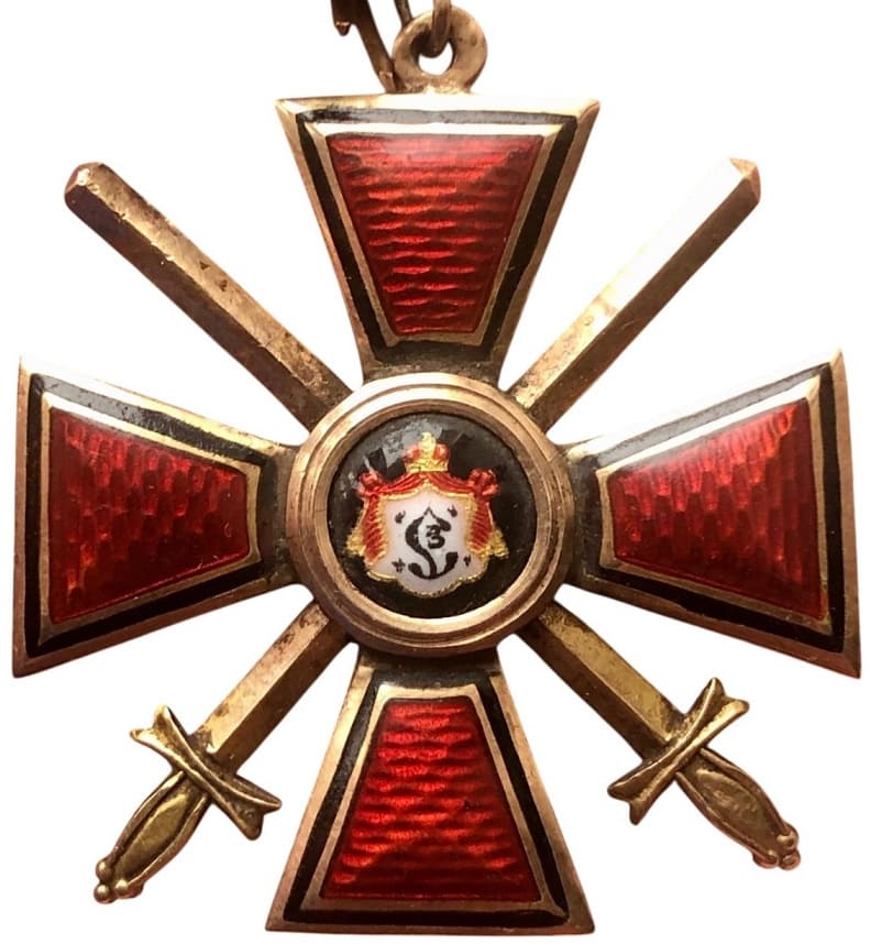 Знак ордена Святого равноапостольного князя Владимира 4-й степени с мечами.jpg