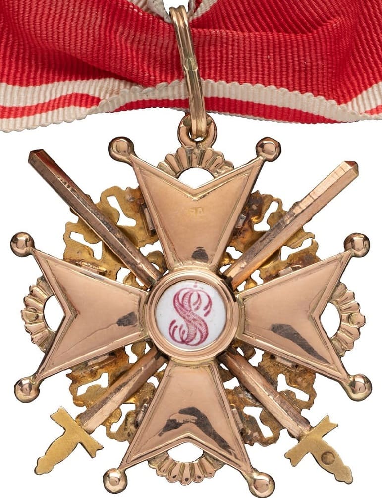 Знак ордена Святого Станислава 2-й степени с мечами  ВД.jpg