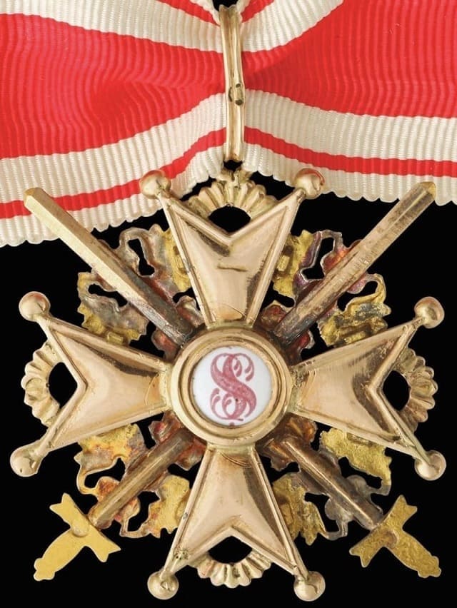 Знак ордена Святого  Станислава III степени с мечами ИЛ.jpg