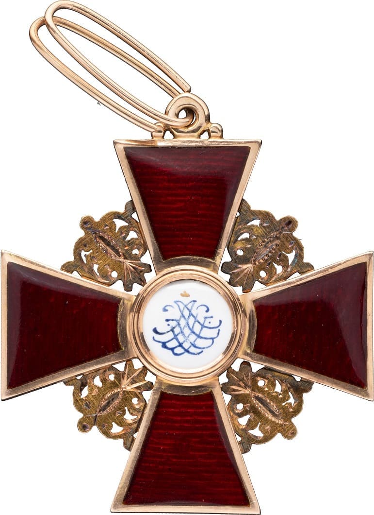 Знак ордена Святой Анны  2-й степени IK.jpg